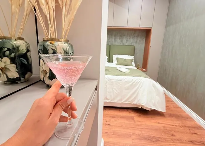 Oen Living Apartman *